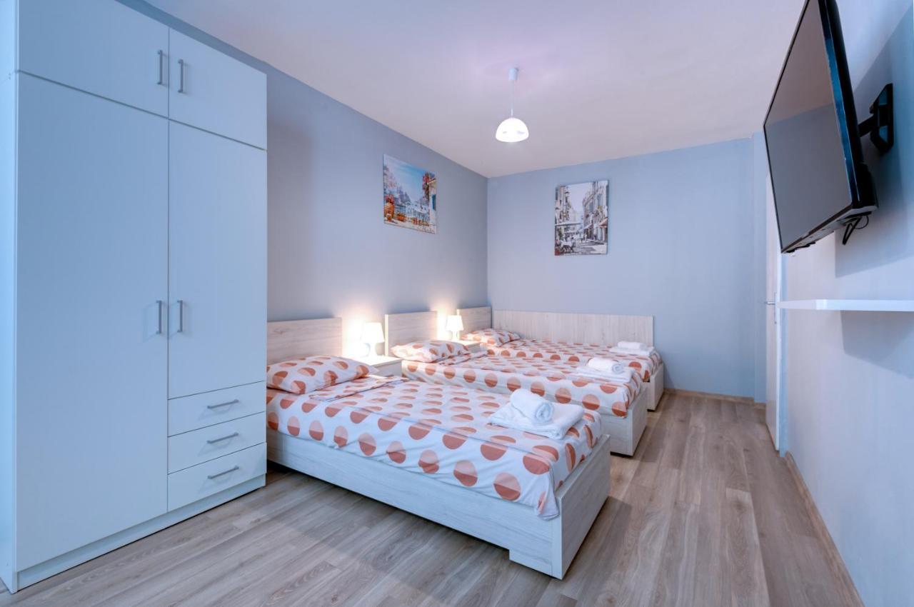 Daisy - 3 Room And Kitchen Apartment In Lazur Burgas Zewnętrze zdjęcie