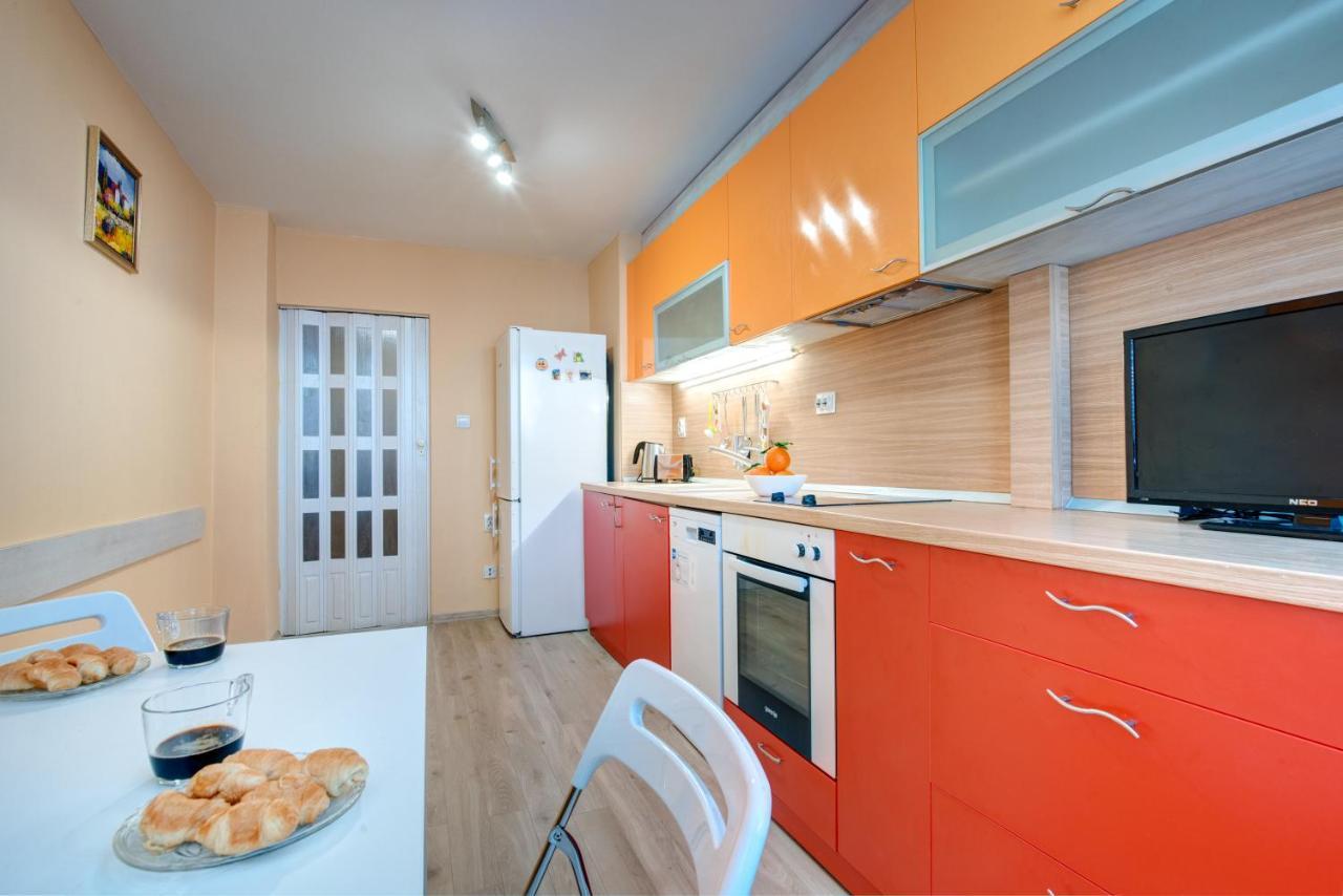 Daisy - 3 Room And Kitchen Apartment In Lazur Burgas Zewnętrze zdjęcie
